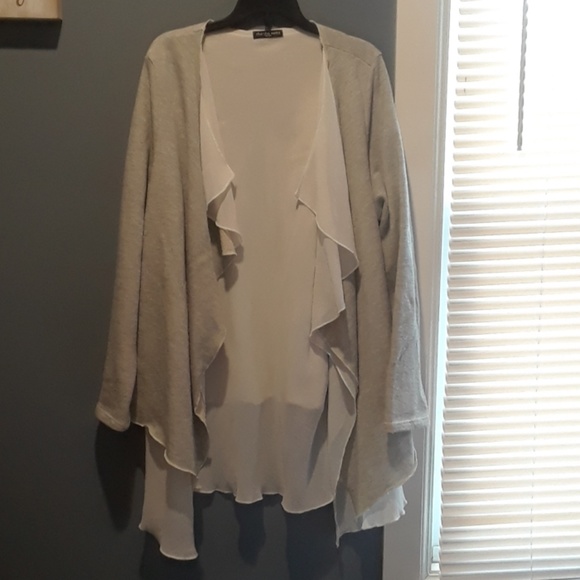 Sweaters - Cardigan Size L